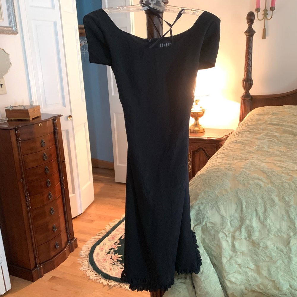 Black Finity Dress